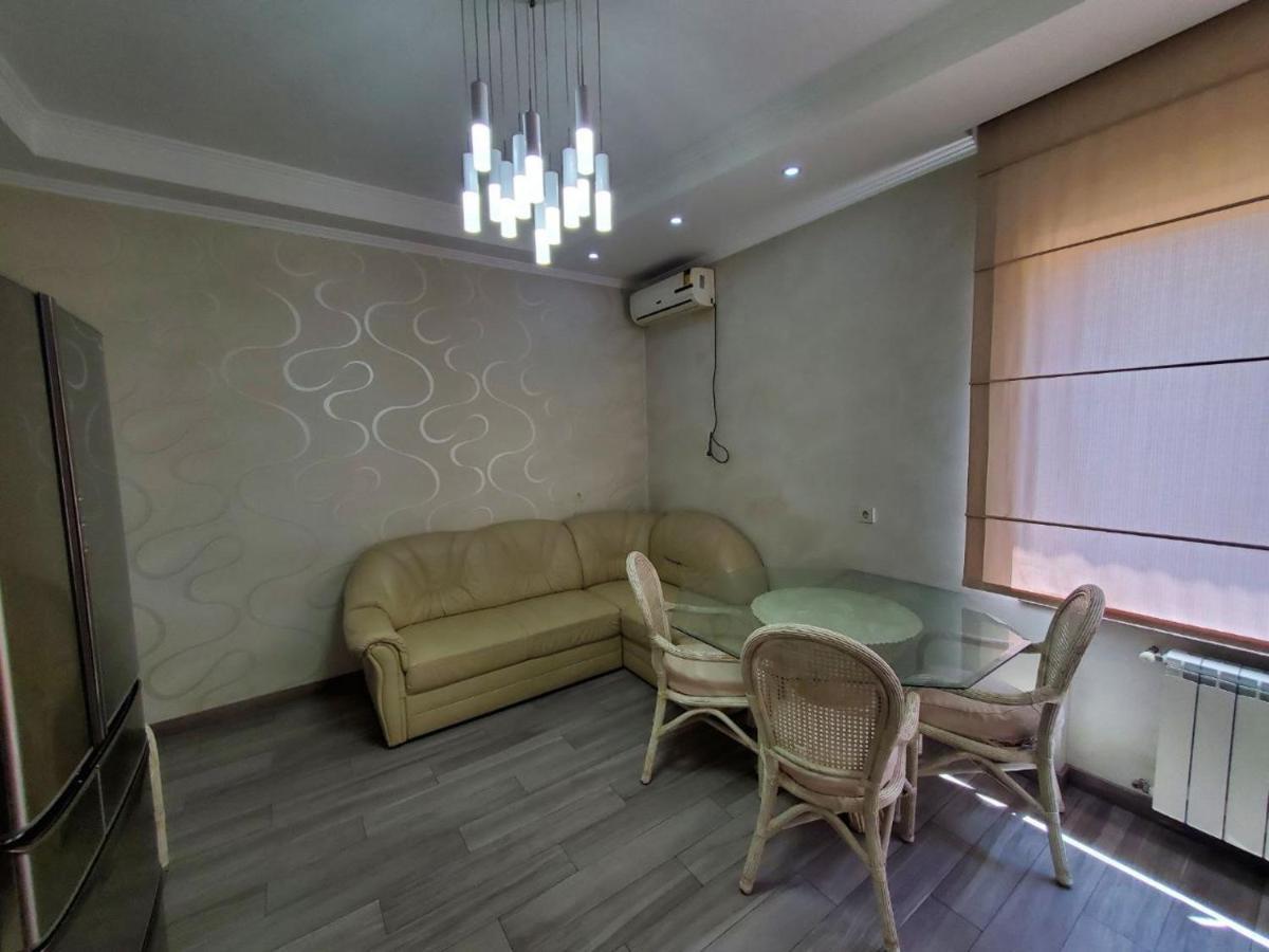 Guesthouse Anna Tbilisi Esterno foto