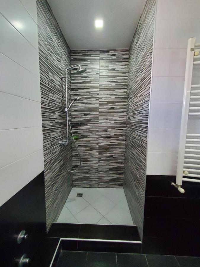 Guesthouse Anna Tbilisi Esterno foto