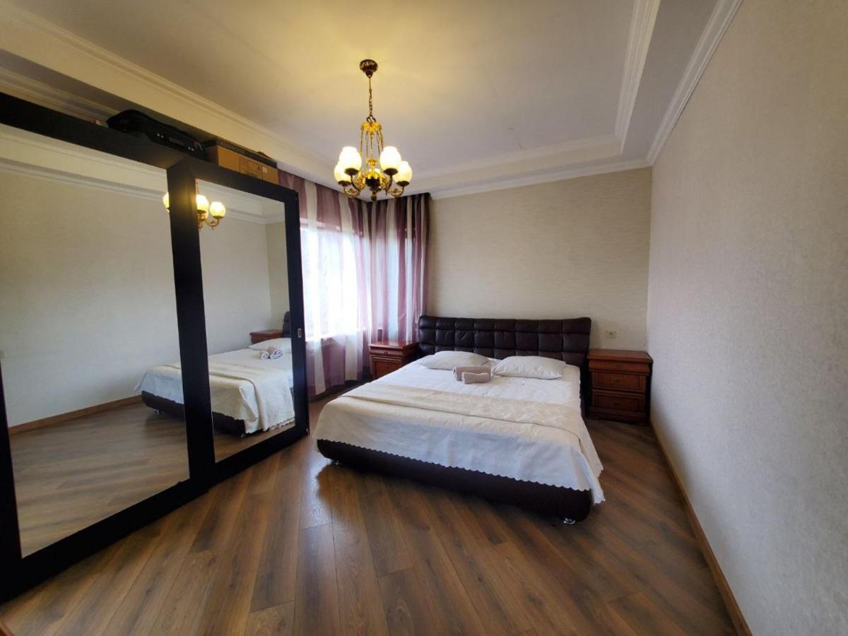 Guesthouse Anna Tbilisi Esterno foto